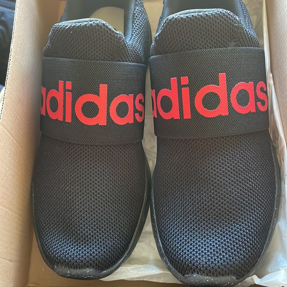 Adidas - Picture 6 of 9